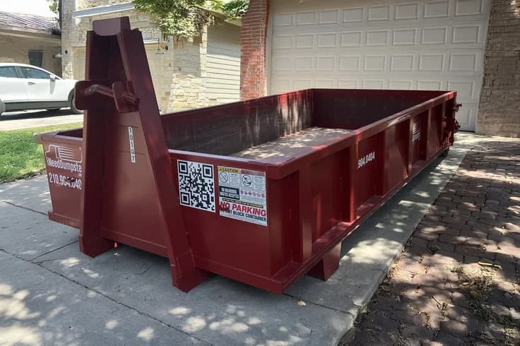 10 Yard Heavy Duty Dumpster rental dumpster in San Antonio, Texas - 17.5ft x 8ft x 3ft - 10 YRD Heavy Duty capacity - Starting at $479