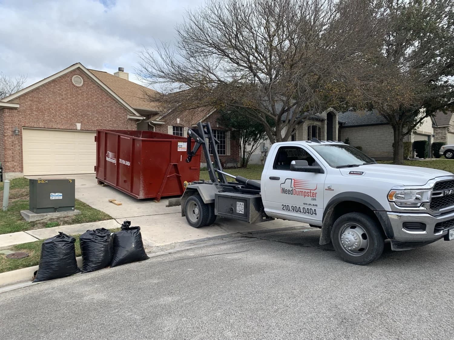 Residential dumpster rental services in San Antonio and Austin