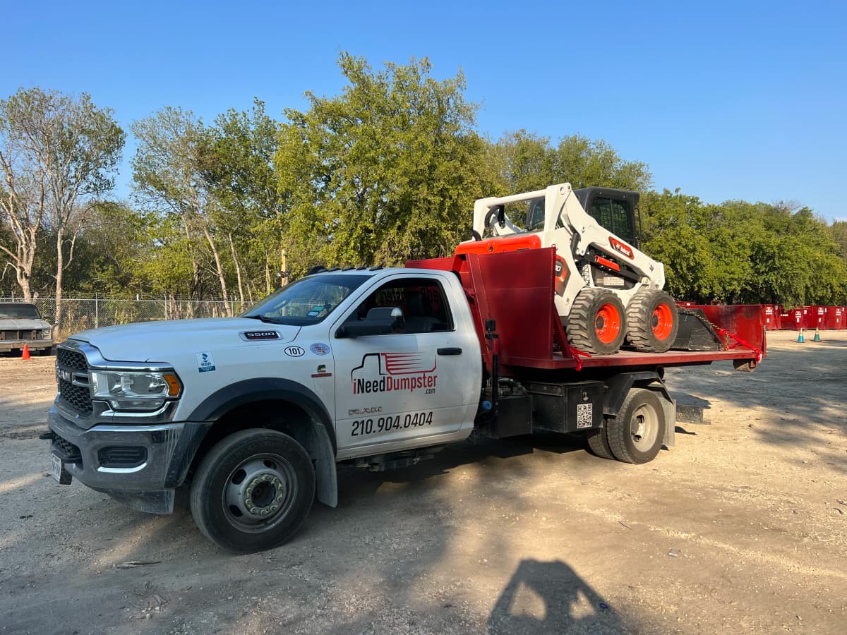 Professional dumpster rental services in Schertz