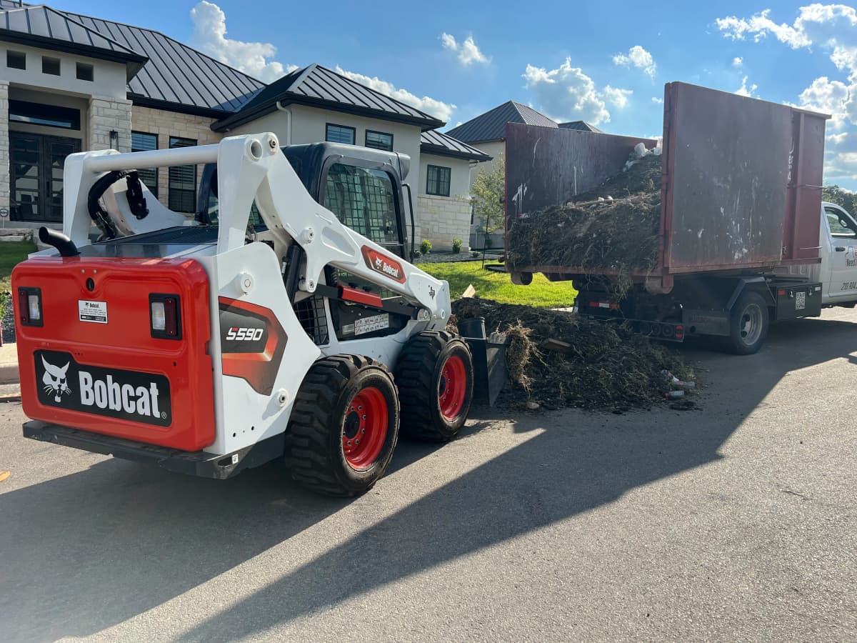 Professional dumpster rental services in Castle Hills